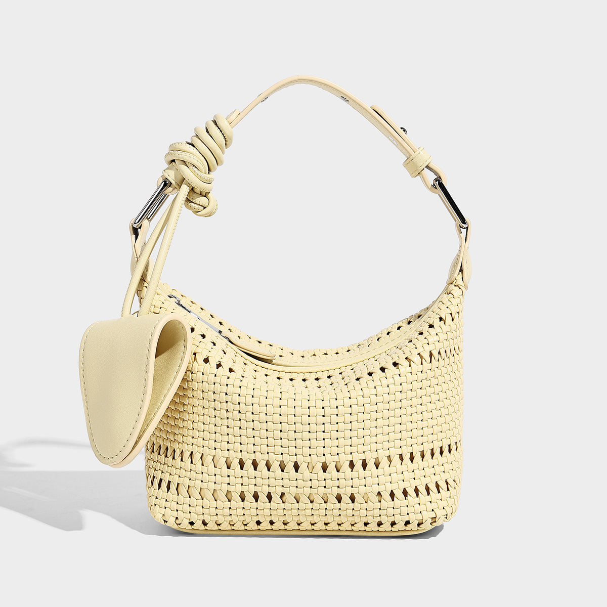 Kleine geflochtene Crossbody-Tasche mit durchbrochenem Muster, Reißverschluss oben, Lederoptik-Absetzung und verstellbarem Riemen, Detailansicht 4