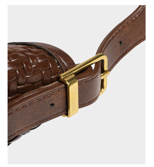 Lässig gewebte Schultertasche in Lederoptik mit Bindebandverschluss, goldfarbenen Metalldetails und einem Schulterriemen, Detailansicht 27