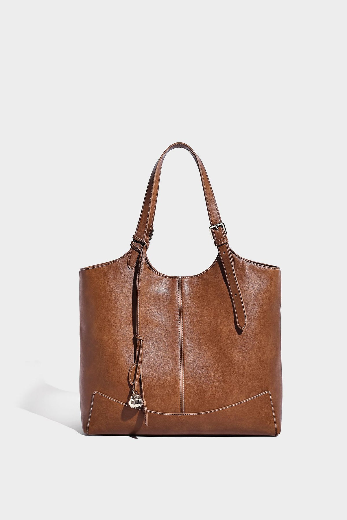 Große strukturierte Schultertasche im Tote-Stil in Lederoptik in Braun mit langen Doppelriemen, Schnallendetails, Quastenanhänger und geschwungenem