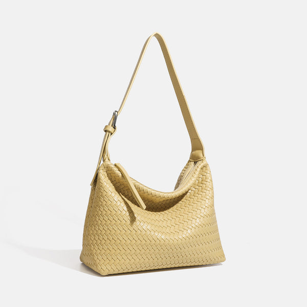 Kompakte Hobo-Schultertasche mit gewebter Optik, Reißverschluss oben, silberfarbenem Ringbeschlag und ineinander verflochtener Lederoptik, Detailansicht