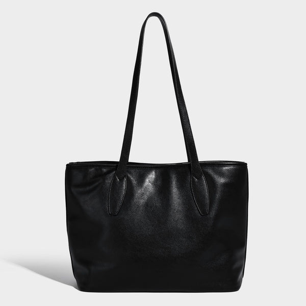 Große strukturierte Tote-Bag in Lederoptik mit zwei Schulterriemen und Metallanhänger-Beschlägen, Detailansicht 6
