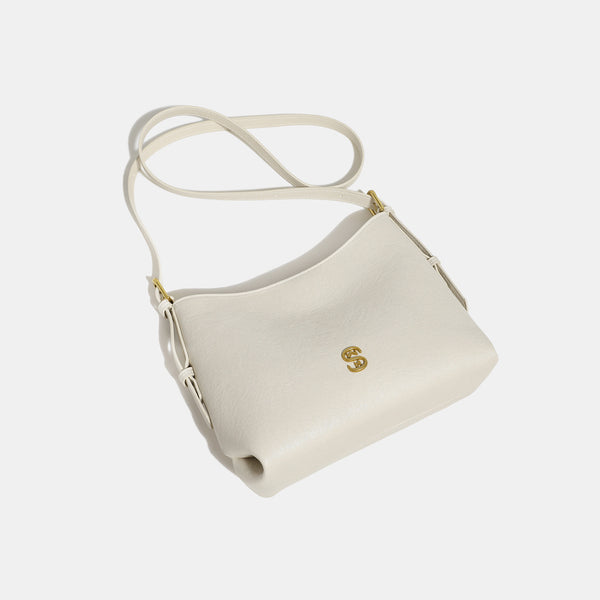 Weiche Hobo-Schultertasche mit Reißverschluss, strukturierter Lederoptik, verstellbarem Riemen und goldfarbenen Beschlägen, Detailansicht 4
