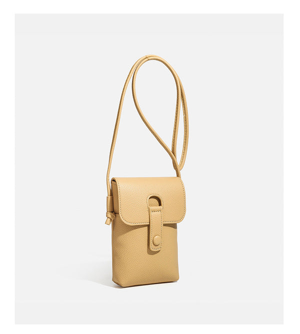 Kleine vertikale rechteckige Crossbody-Handytasche in genarbter Lederoptik mit abgerundeter Klappe, Laschenverschluss mit Druckknopf und