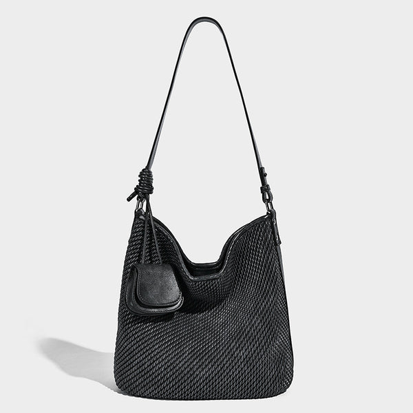 Große, weich fallende Hobo-Schultertasche in gewebter Optik in Braun mit Mini-Klappentasche und schmalem geknotetem Träger, Detailansicht 6