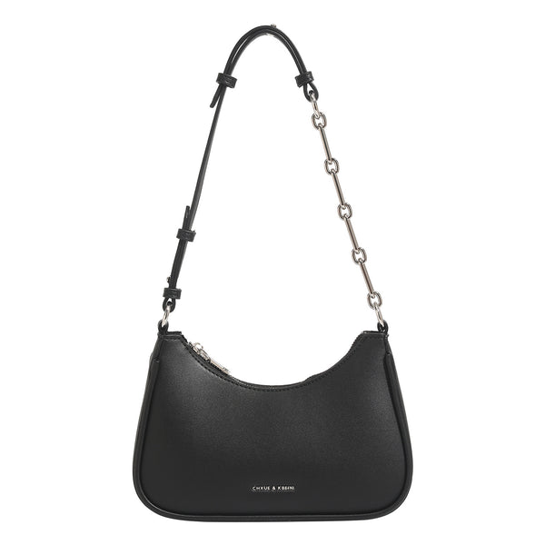 Kompakte Hobo-Schultertasche mit glatter Oberfläche in Lederoptik, Reißverschluss oben sowie einer Kombination aus silberfarbener Kette und verstellbarem Riemen