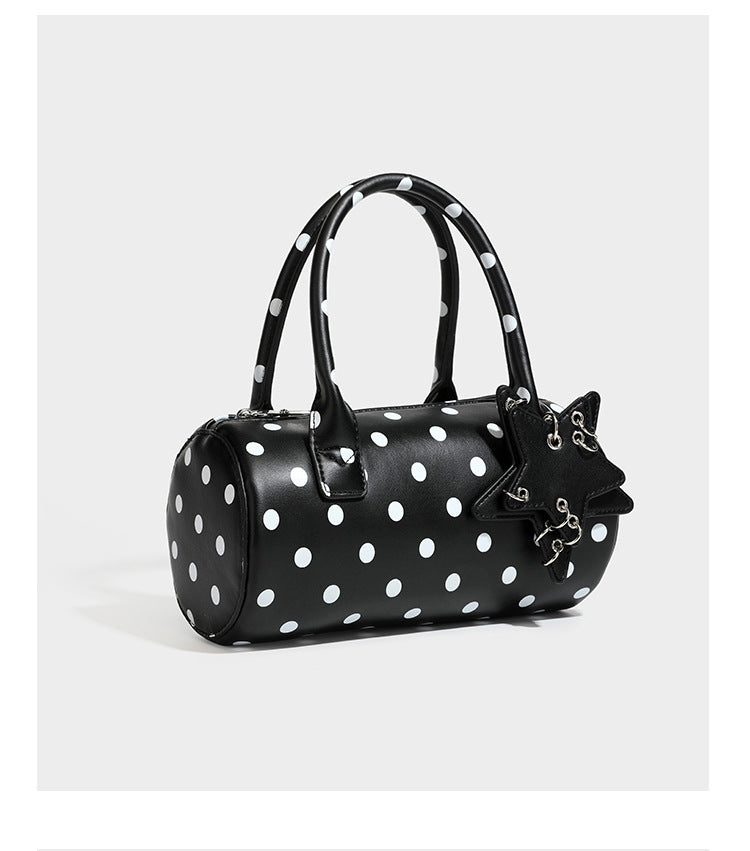 Glänzende gepunktete Barrel-Bag mit abgerundeten Henkeln, Sternanhänger und abnehmbarem Crossbody-Riemen, Detailansicht 17