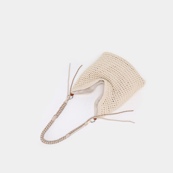 Große gewebte Hobo-Schultertasche in Creme mit geflochtenem Kordelriemen und silberfarbenen Ringdetails, Detailansicht 4