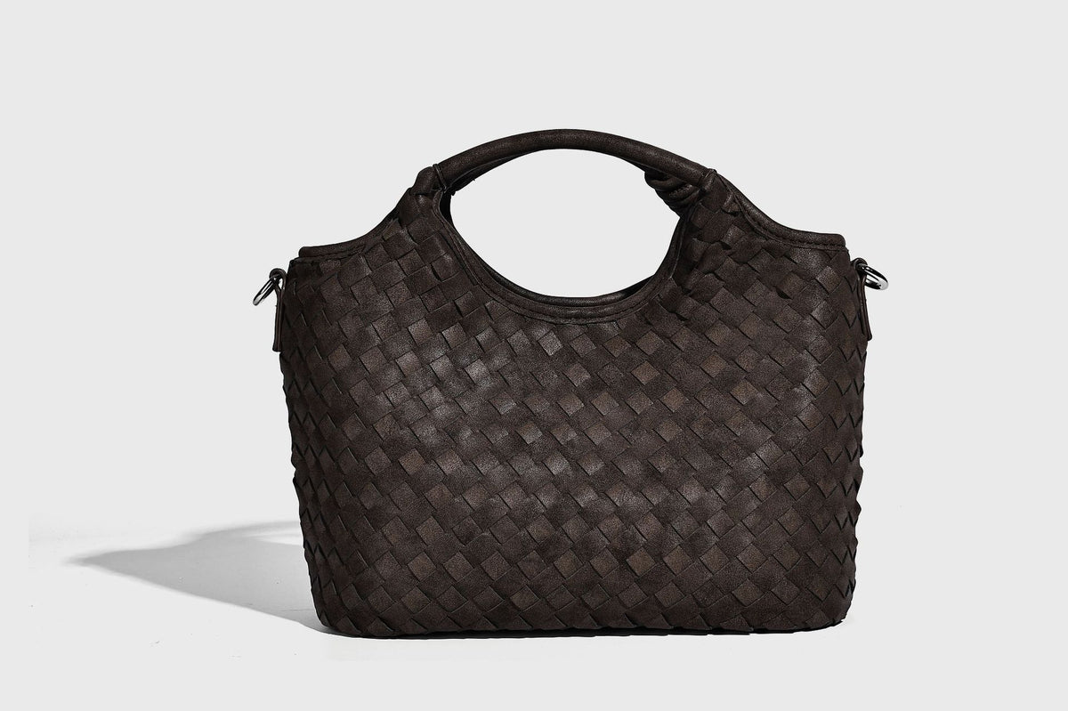 Wandelbare Tote-Schultertasche aus mattem Webmaterial mit geknoteten Tragegriffen, Vordertasche mit Klappe und abnehmbarem Schulterriemen, Detailansicht 29