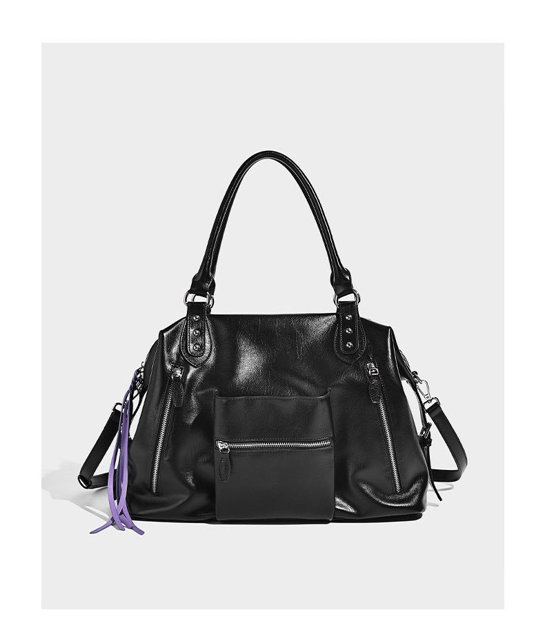 Glänzende strukturierte Tote-Henkeltasche mit zwei Tragegriffen, abnehmbarem Crossbody-Riemen, Reißverschlusstaschen auf der Vorderseite und silberfarbenen Beschlägen