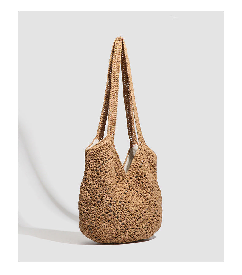 Gehäkelte Schultertasche im Shopper-Stil mit grobmaschigem Muster, Stofffutter und langen Schulterriemen, Detailansicht 13