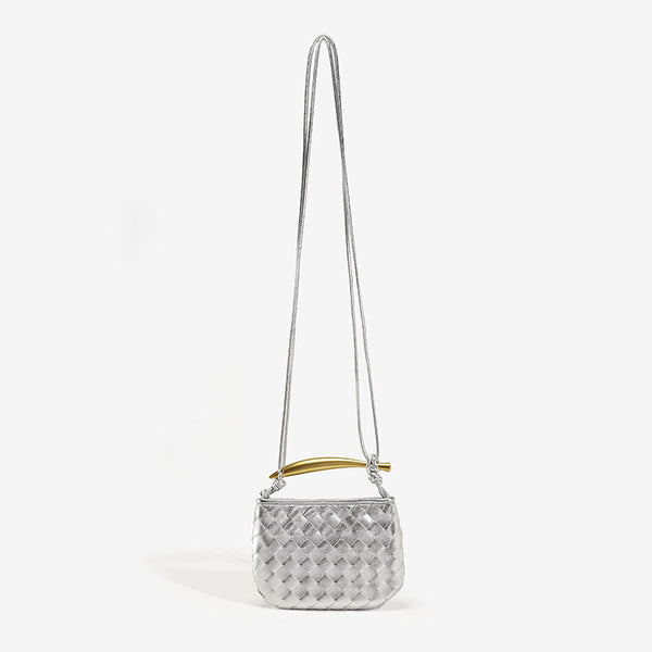 Mini-Crossbody-Etui mit gewebter Rautenstruktur, geschwungenem Henkel in Goldoptik und schmalem Kordelriemen, Detailansicht 8