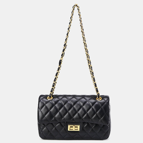 Gesteppte Crossbody-Tasche mit Rautensteppung, Überschlag, goldfarbenem Kettenriemen und Drehverschluss, Detailansicht 6