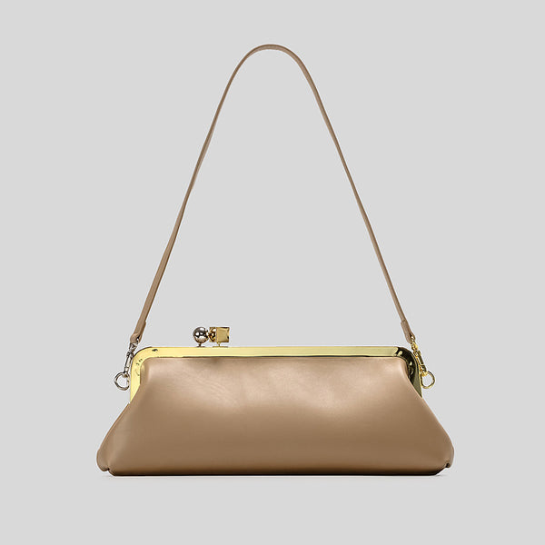 Strukturierte Clutch mit Kiss-Lock-Rahmenverschluss aus dunkelbrauner, krokodil-geprägter Lederoptik mit goldfarbenen Details und schmalem