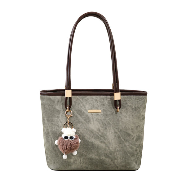 Große, strukturierte Vintage-Tote-Tasche in Salbeigrün mit kaffeebraunem Lederimitatbesatz, goldfarbenen Beschlägen und abnehmbarem Plüsch