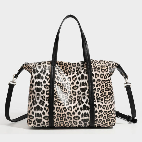 Tote-Bag in glänzender Lederoptik mit Leopardenmuster, schwarzen Besätzen, Reißverschluss oben und zwei Schultergriffen, Detailansicht 31