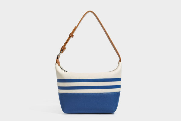 Creme-blau gestreifte Canvas-Schultertasche mit hellbraunem Riemen in Lederoptik und Reißverschluss in Silberoptik, Detailansicht 16