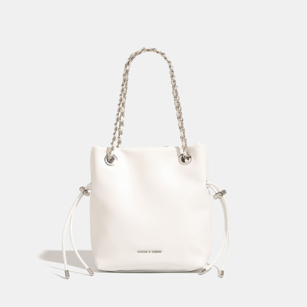 Glatte Bucket-Bag in Lederoptik mit Kettenhenkeln und seitlichen Kordelzügen, Detailansicht 7