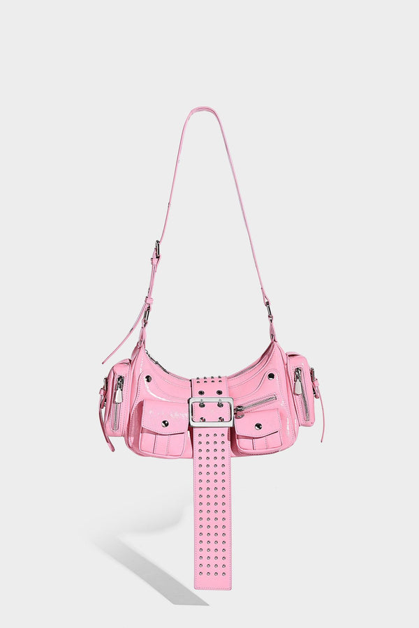 Halbmond-Schultertasche mit Nieten und Gürtelschnallen-Lasche, mehreren Vordertaschen und silberfarbenen Beschlägen, Detailansicht 40