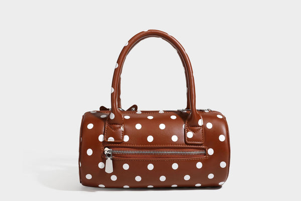 Glänzende gepunktete Barrel-Bag mit abgerundeten Henkeln, Sternanhänger und abnehmbarem Crossbody-Riemen, Detailansicht 39