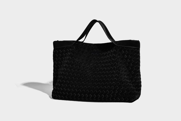 Große, formstabile Tote-Bag in Lederoptik mit gewebter Struktur und passender kleiner Tasche in Dunkelbraun, zwei Henkeln und verstellbarem