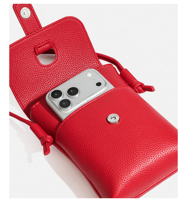 Kleine vertikale rechteckige Crossbody-Handytasche in genarbter Lederoptik mit abgerundeter Klappe, Laschenverschluss mit Druckknopf und