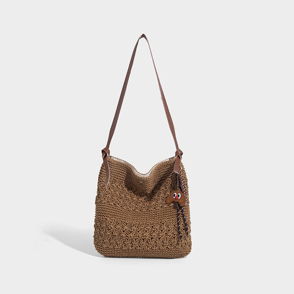 Weich fallende, gewebte Häkeltasche mit verstellbarem Riemen in Cognac mit Lederoptik und Druckknopfverschluss, Detailansicht 6