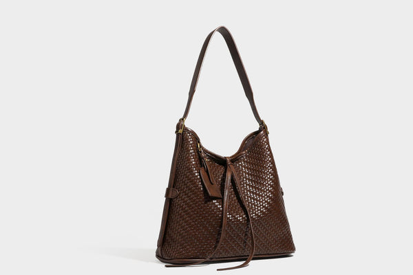 Lässig gewebte Schultertasche in Lederoptik mit Bindebandverschluss, goldfarbenen Metalldetails und einem Schulterriemen, Detailansicht 33
