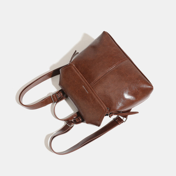 Große Vintage-Rucksackhandtasche in Lederoptik mit Überschlagverschluss in Seilknoten-Optik und Tragegriff, Detailansicht 4