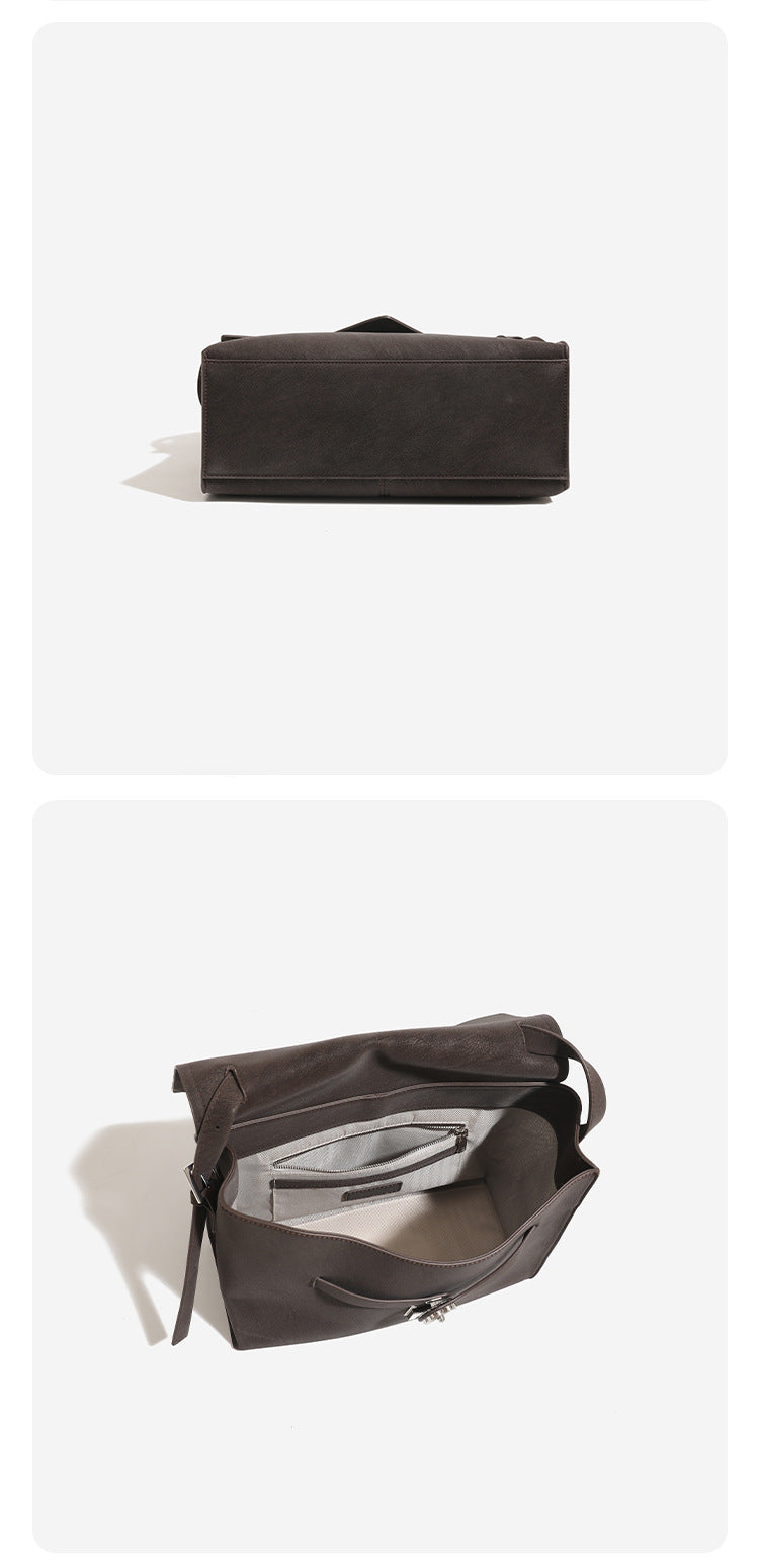 Strukturierte rechteckige Klappentasche mit floralem Metalldrehverschluss und verstellbarem Crossbody-Riemen aus matt strukturiertem