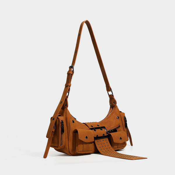 Halbmondförmige Schultertasche mit Nieten besetzter Riemenschnallenlasche, mehreren Frontfächern und silberfarbenen Metalldetails, Detailansicht 57