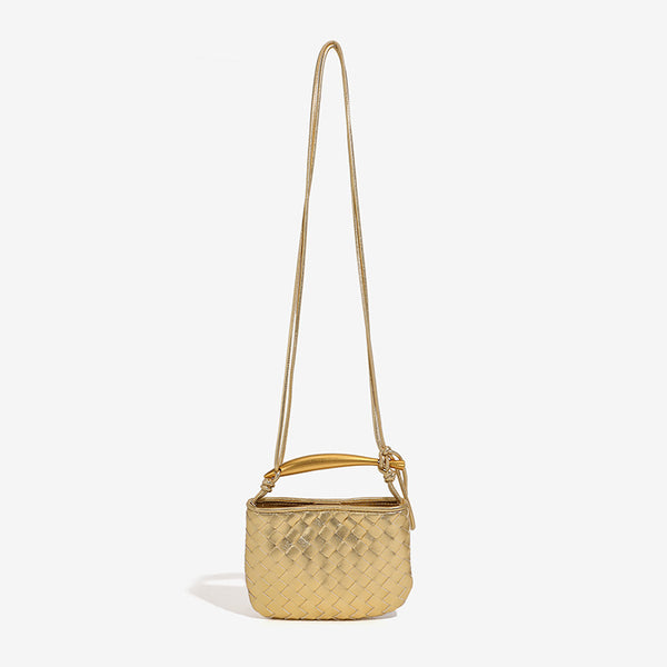Mini-Crossbody-Etui mit gewebter Rautenstruktur, geschwungenem Henkel in Goldoptik und schmalem Kordelriemen, Detailansicht 4