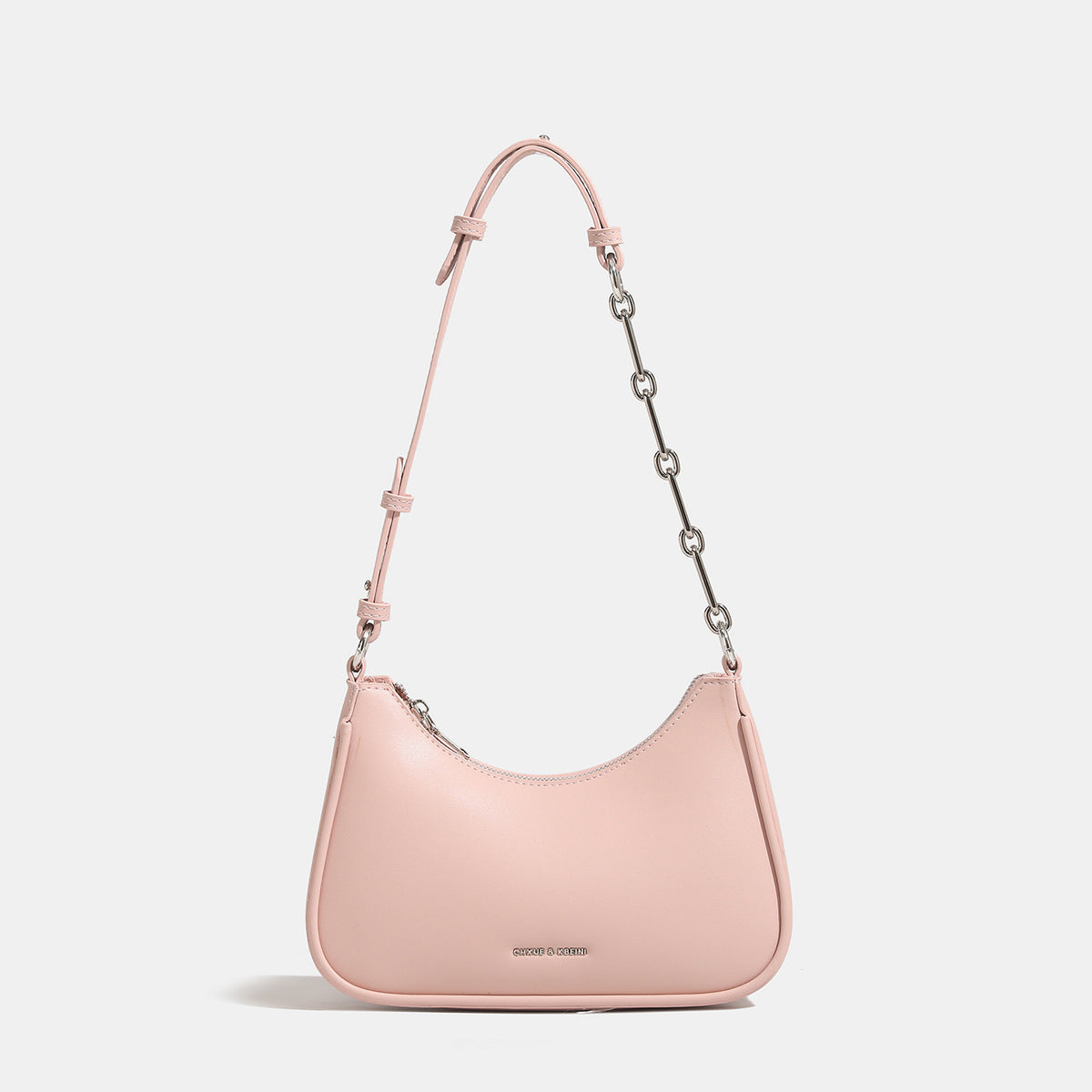 Kompakte Hobo-Schultertasche mit glatter Oberfläche in Lederoptik, Reißverschluss oben sowie einer Kombination aus silberfarbener Kette und verstellbarem Riemen