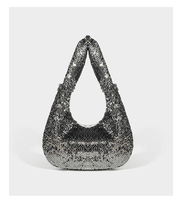 Lässig drapierte, tropfenförmige Hobo-Schultertasche mit durchgehendem Metallic-Paillettenbesatz und silberfarbenen Metalldetails, Detailansicht 14