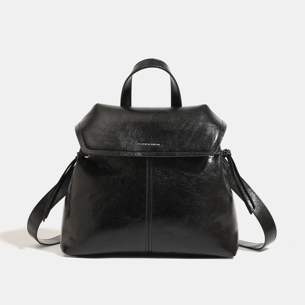 Großer Rucksack im Vintage-Stil mit Lederoptik, Klappverschluss mit Knoten aus Kordel und Tragegriff oben, Detailansicht 7