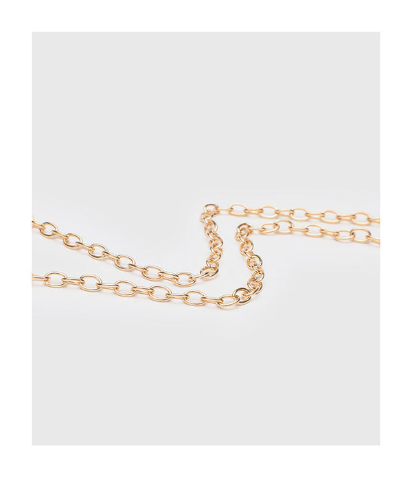 Structured glitter envelope clutch bag with gold-tone V-bar hardware and detachable chain strap, detail view 16