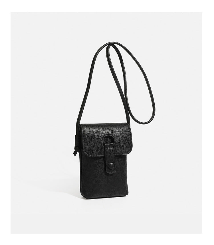 Kleine vertikale rechteckige Crossbody-Handytasche in genarbter Lederoptik mit abgerundeter Klappe, Laschenverschluss mit Druckknopf und