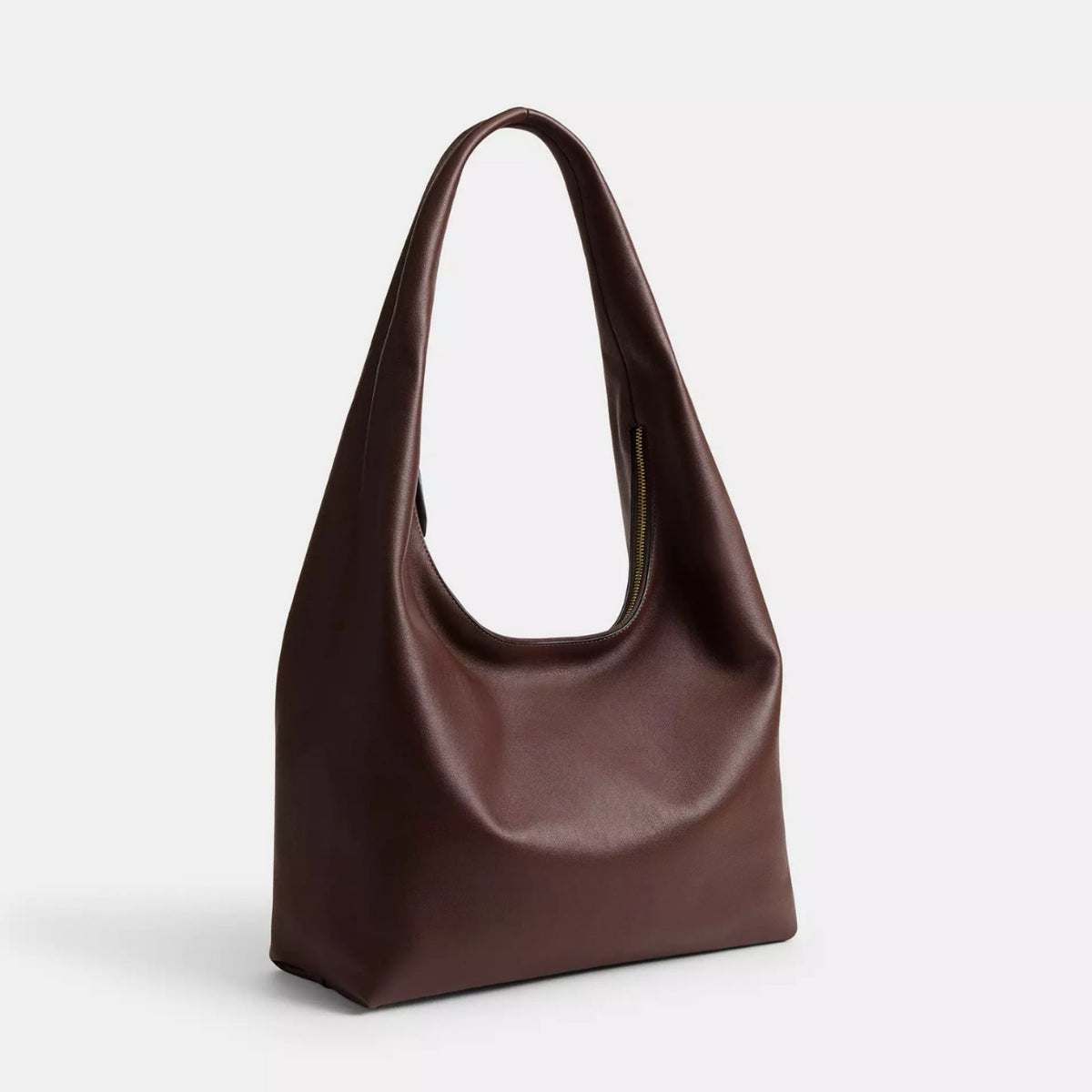 Große, lässig fallende Hobo-Schultertasche in glatter Lederoptik mit breitem Riemen und goldfarbenem Reißverschluss, Detailansicht 2