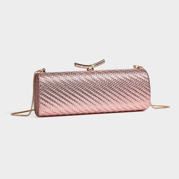 Formstabile, metallisch gewebte Abend-Clutch mit geschwungenem goldfarbenem Kiss-Lock-Verschluss und abnehmbarem, schmalem goldfarbenem Kettenriemen