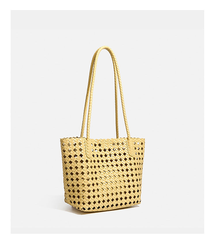 Chartreusefarbene, durchbrochen geflochtene Tote-Bag mit langen geflochtenen Schulterriemen und gewelltem oberen Rand, Detailansicht 23