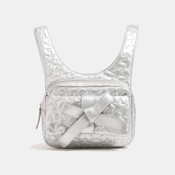 Perlmuttfarbene, sternengesteppte wandelbare Schultertasche mit Schleifendetail und goldfarbener Kettenriemen, Detailansicht 7