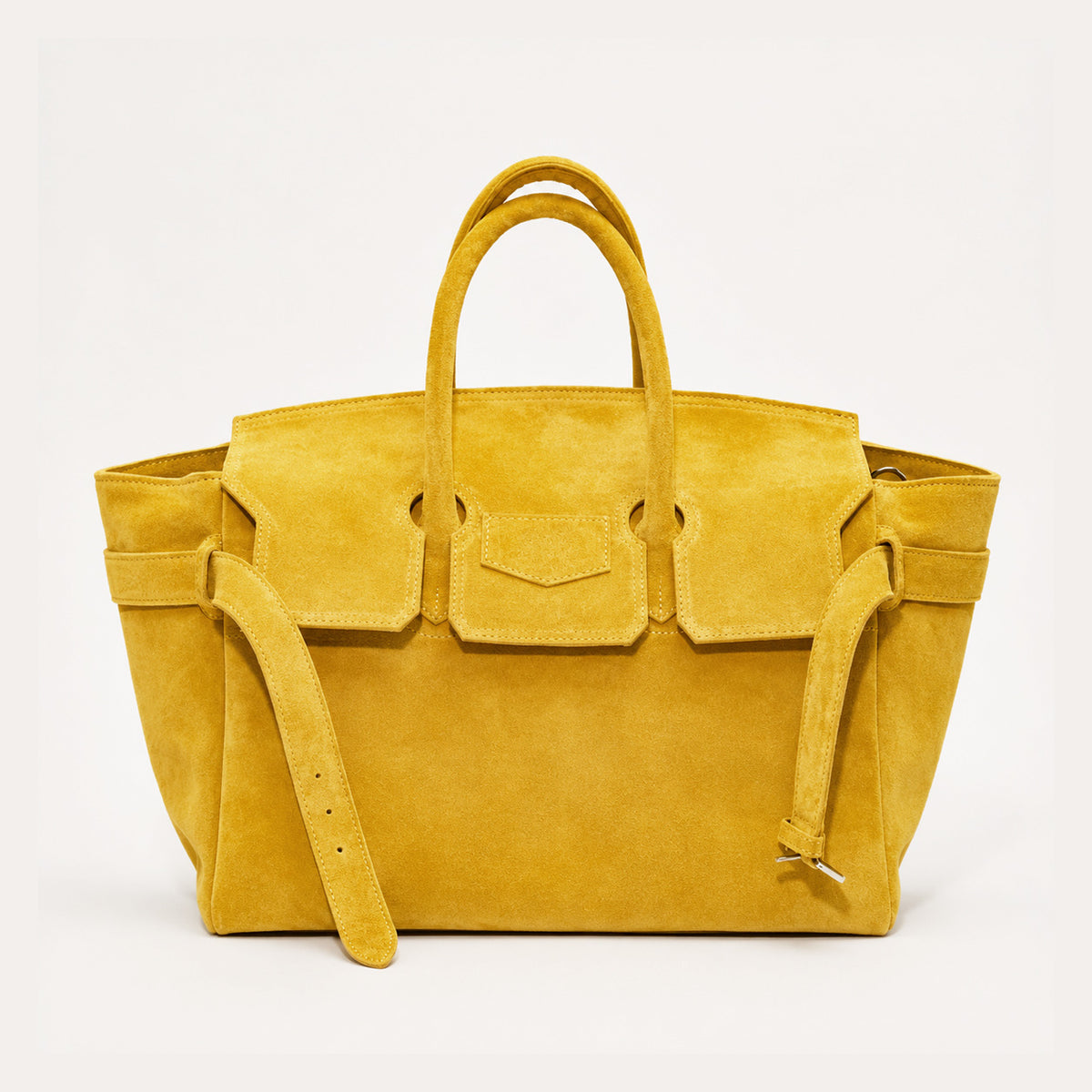 Große strukturierte Trapez-Tote aus mattem, veloursähnlichem Material mit zwei Tragegriffen und Gurt mit Schnallendetail, Detailansicht
