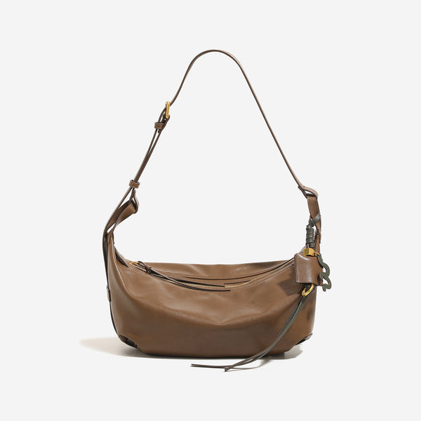 Weich fallende, halbmondförmige Hobo-Schultertasche mit glatter Lederoptik, Reißverschluss oben und goldfarbenen Beschlägen, Vorderansicht