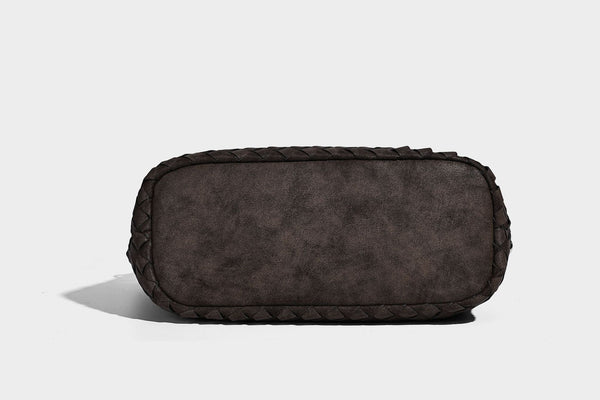 Wandelbare Tote-Schultertasche aus mattem Webmaterial mit geknoteten Tragegriffen, Vordertasche mit Klappe und abnehmbarem Schulterriemen, Detailansicht 30