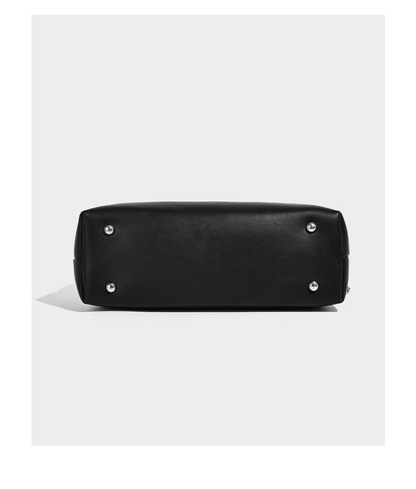 Structured black and beige striped woven shoulder bag with silver chain strap and turn-lock metal clasp, detail view 10