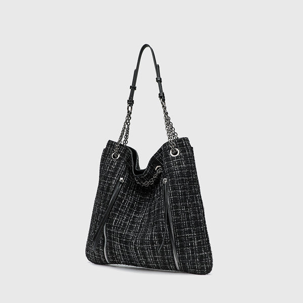 Große schwarze Schulter-Tote-Bag mit Tweedstruktur, silberfarbenem Kettenriemen und Trägern in Lederoptik, Metallösen und Außenreißverschluss