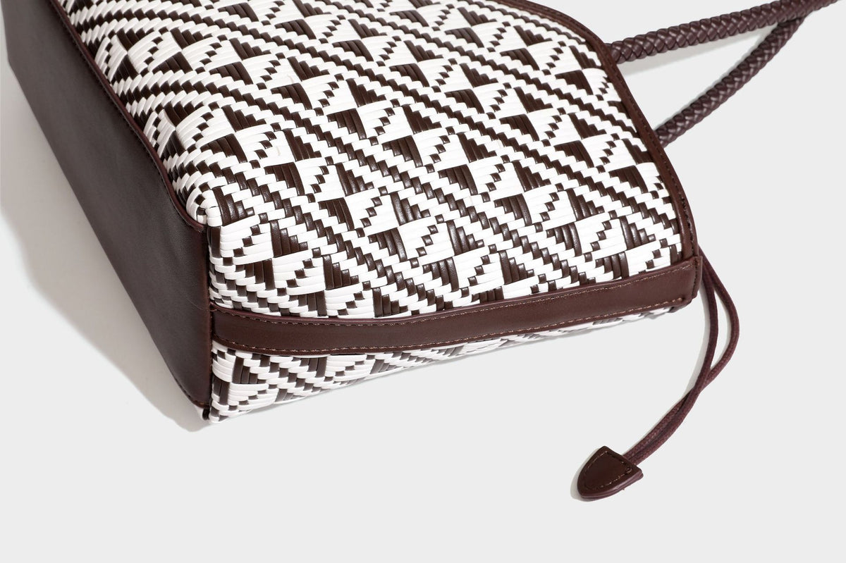 Woven geometric two-tone tote bag with braided shoulder straps and leather-look trim, detail view 45