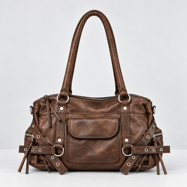 Große Schultertasche aus Used-Lederoptik mit silberfarbenen Nieten, Riemen mit Ösen, vorderer Überschlagtasche und zwei Henkeln oben