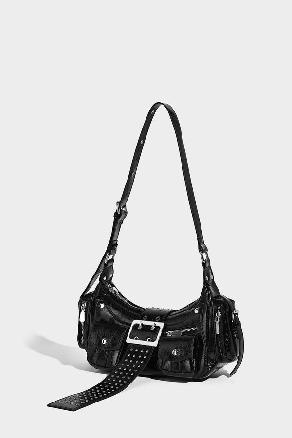 Halbmond-Schultertasche mit Nieten und Gürtelschnallen-Lasche, mehreren Vordertaschen und silberfarbenen Beschlägen, Detailansicht 32