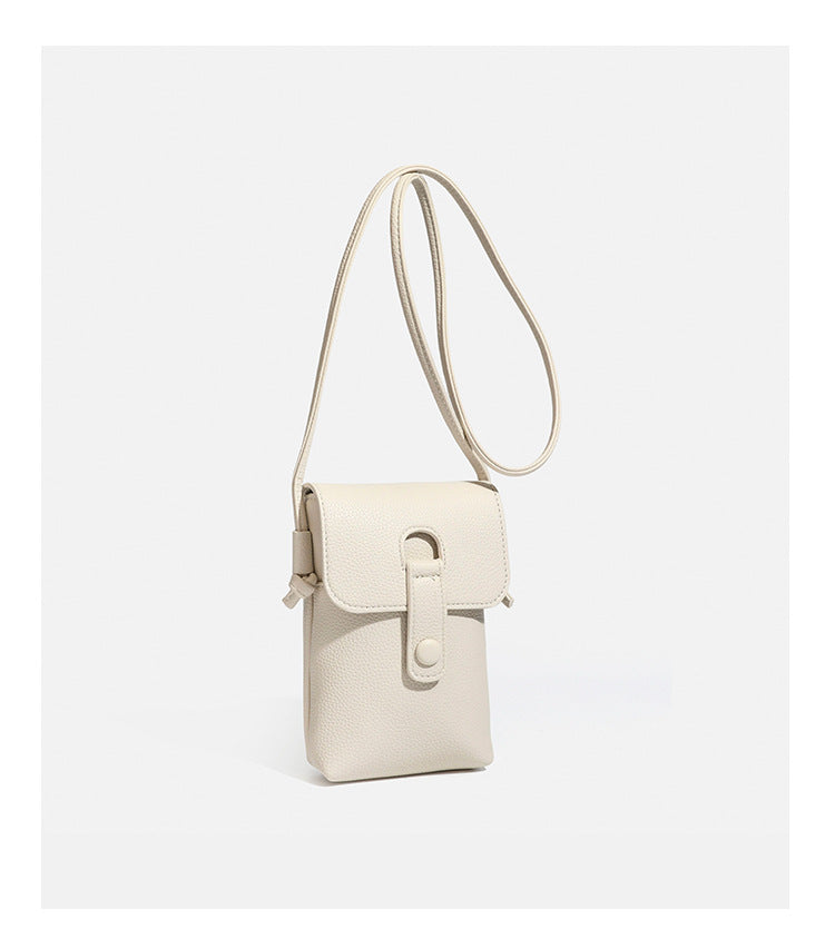 Kleine vertikale rechteckige Crossbody-Handytasche in genarbter Lederoptik mit abgerundeter Klappe, Laschenverschluss mit Druckknopf und