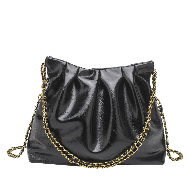 Ruched high-gloss leather-look hobo shoulder bag with gold-tone chain strap, detail view 5